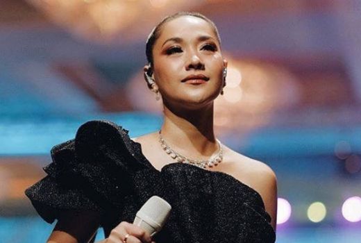 Janda Cantik Ditinggal Meninggal Pasangan, Ceritanya Bikin Sedih - GenPI.co