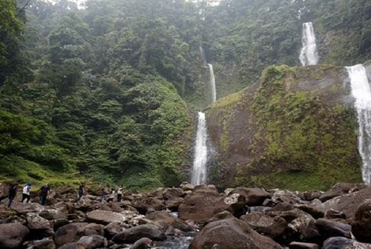 Curug 9, Surga Tersembunyi di Bengkulu Utara - GenPI.co
