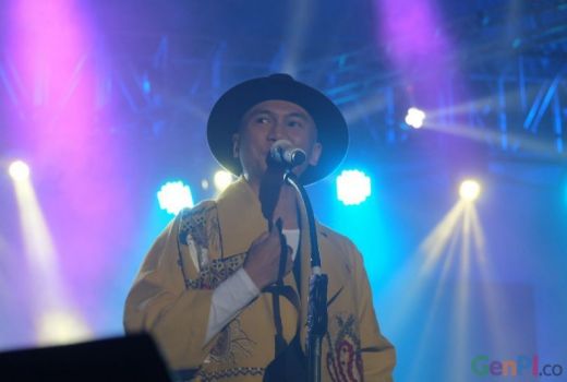 Tembang Cinta Anji Hipnotis Warga Semarang - GenPI.co