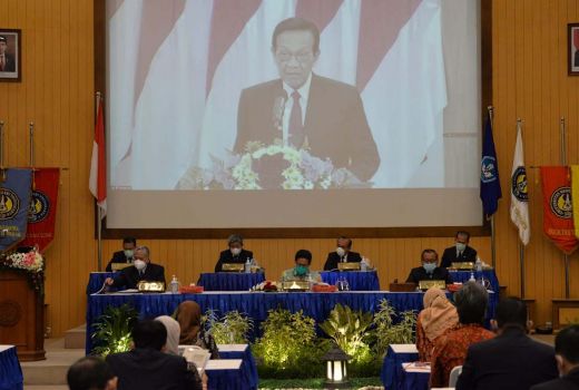 UNY Diharapkan Tak Hanya Cetak Calon Guru - GenPI.co