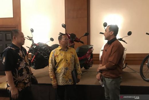 Kendaraan Listrik di Indonesia Didesain Bersuara, Pilih Mana? - GenPI.co