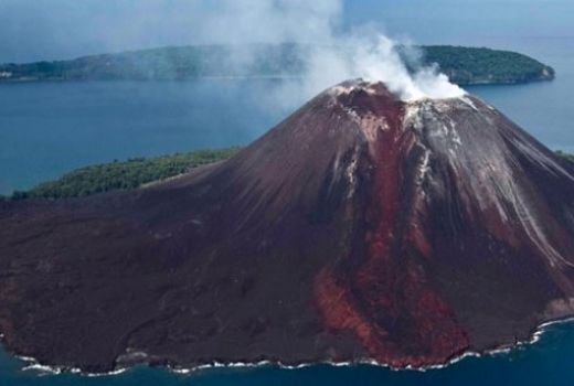 Lampu Suar, Bukti Keganasan Letusan Krakatau 1883 Akan Dipindah - GenPI.co