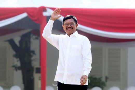 Raker Komisi I Dibilang Komisi XI, Lupa Nama Komisi Pak? - GenPI.co