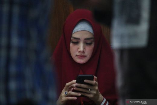 Pelantikan DPR RI: Mulan Jameela Masuk, Fahri Hamzah Keluar - GenPI.co