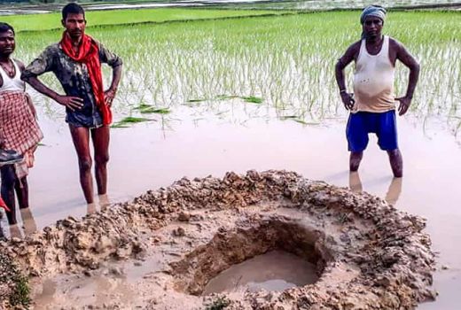 Ada Meteor Garden, Alias Meteor Jatuh ke Sawah Menyisakan Lubang - GenPI.co