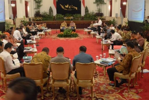 Ini Dia 10 Menteri yang Paling Banyak Dibicarakan Netizen - GenPI.co