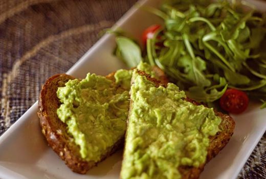 Mau Sarapan Ala Sultan? Cobain Nih Resep Avocado Toast - GenPI.co