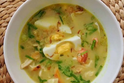 Resep Soto Ayam Kuah Santan yang Praktis, Rasanya Maknyus! - GenPI.co