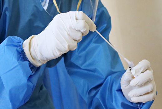 Viral Tes Swab Covid-19 Lewat Bokong, Katanya Lebih Efektif - GenPI.co