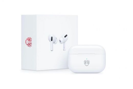 Apple Rilis AirPods Pro Edisi Imlek, Lucu Ada Logo Kerbaunya! - GenPI.co