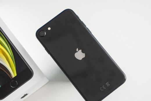 Apple Siapkan Generasi Baru iPhone SE, Rumornya Rilis Tahun Ini! - GenPI.co