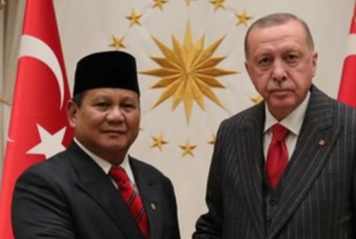 Formil Seperti Erdogan, Menhan Prabowo Merah Putih Banget  - GenPI.co
