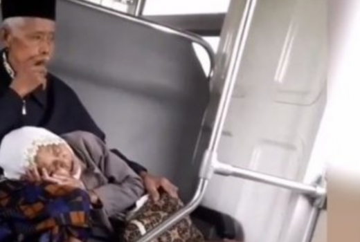 Cinta Kakek Nenek Ini Bak Pakai Formalin, Awet Banget - GenPI.co