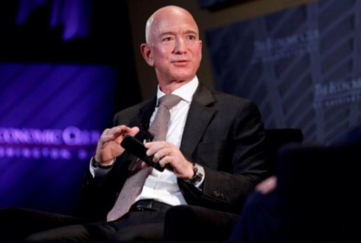 Bukan Bill Gates, Bos Amazon Bakal Jadi Triliuner Pertama Dunia - GenPI.co