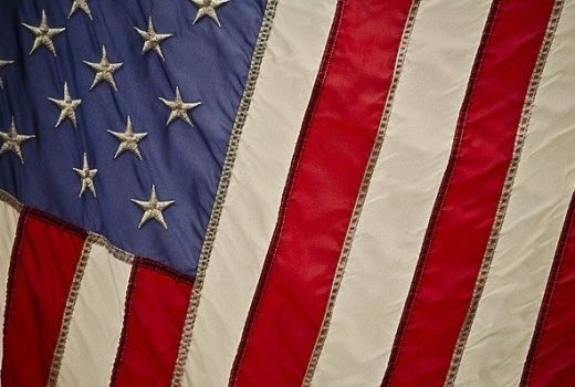 Trump dan Rakyat Amerika Serikat Takut Bahaya Raksasa Online - GenPI.co