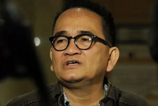 Mending Jangan Baca! Cuitan Ruhut Pedas Banget, Karetnya Dua - GenPI.co