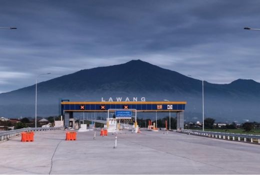 Sudah 5 Hari Gunung Arjuno Masih Terbakar - GenPI.co