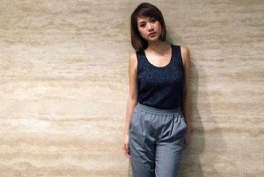 Akun Instagram-nya di-unfollow Melly Goeslaw, BCL Pilih Bungkam - GenPI.co
