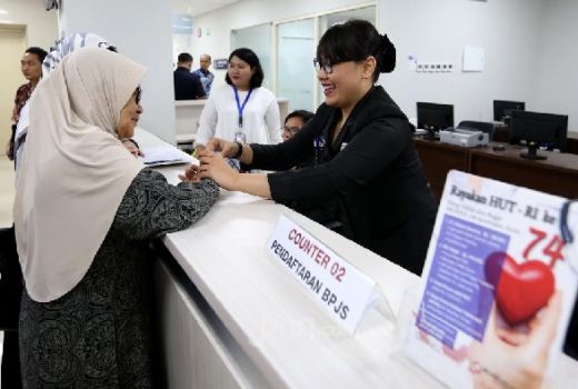 Kok Bisa 30 Juta Peserta BPJS Invalid? Ini Kata DPR... - GenPI.co