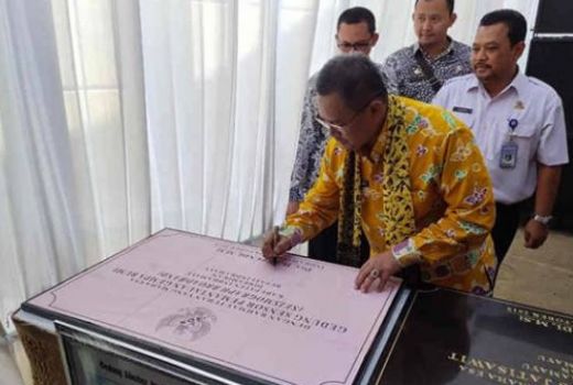 Waduh! Bupati Indramayu Terjaring OTT KPK - GenPI.co