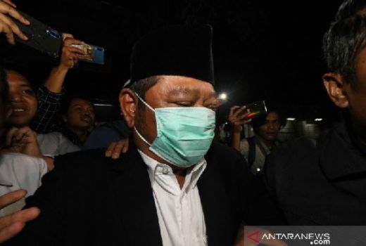 Bupati Sidoarjo Ditangkap KPK, Iwan Fals Mendadak Senang - GenPI.co