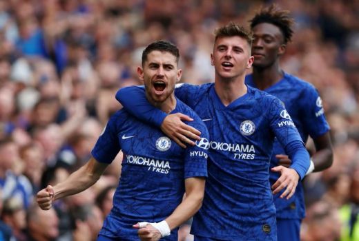 Chelsea vs Brighton & Hove Albion 2-0: Willian Akhiri Kutukan - GenPI.co
