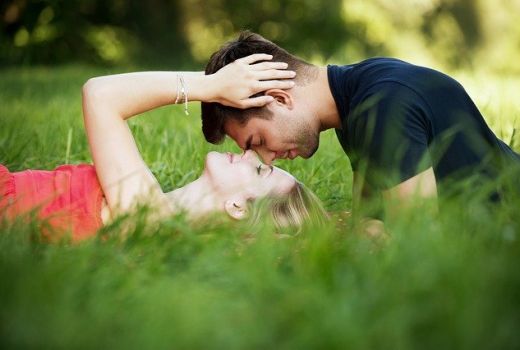 Hebat! 3 Golongan Darah Ini Pasti Serius Soal Cinta - GenPI.co