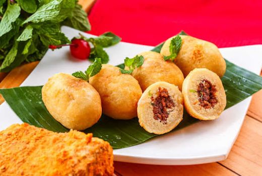 Rindu Jajanan Bandung? Cobain Resep Combro Gurih Pedas - GenPI.co