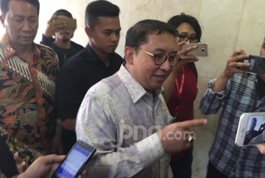Fadli Zon Minta Jokowi Copot Menteri Ini, Ruhut Bilang Kadrun - GenPI.co