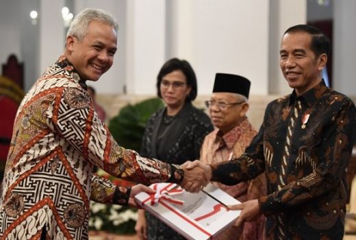 Ganjar Pranowo Tegas, Akan Bereskan Oknum Penegak Hukum Nakal - GenPI.co