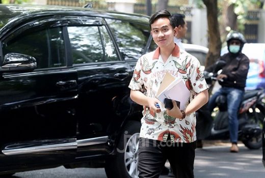 Puan Maharani Blak-blakan, Anak dan Menantu Jokowi Maju Pilkada - GenPI.co