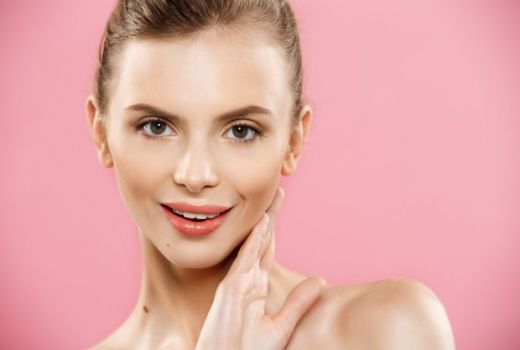 Skin Care Ini Siap Mengunci Kelembapan dan Keseimbangan Kulitmu - GenPI.co