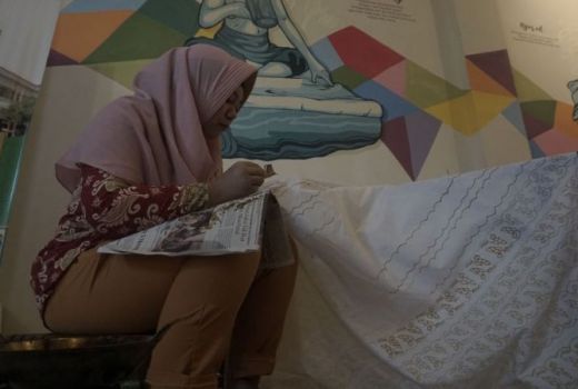 Ndalem Gondosuli, Kulineran Sambil Belajar Membatik - GenPI.co