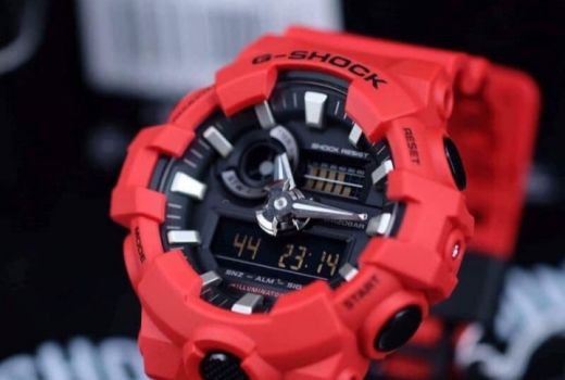 Ketangguhan Si Merah, Jam Tangan G-Shock Pria GA 700-4A - GenPI.co