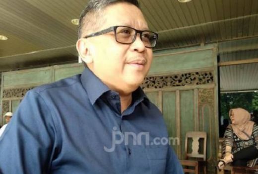 Politik Sering Tegang, PDIP: Harus Ada Humor Biar Gak Baper - GenPI.co