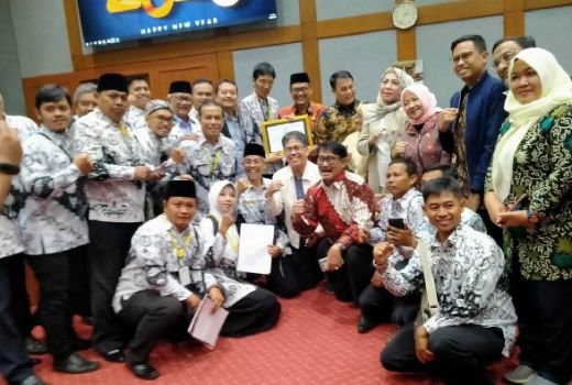 Di Tengah Wabah Virus Corona, Honorer K2 Menunggu Kejelasan PPPK - GenPI.co