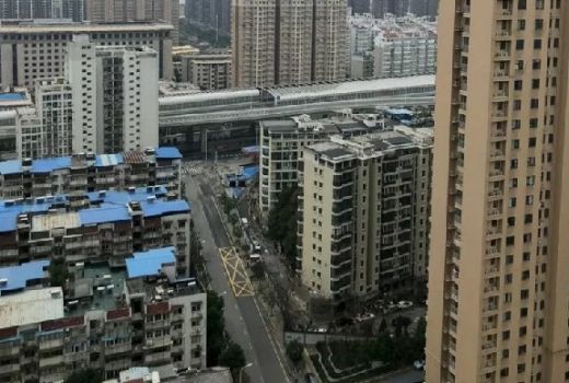 Situasi China Mencekam, Foto Suasana Kota Mati Tampak di Hubei - GenPI.co
