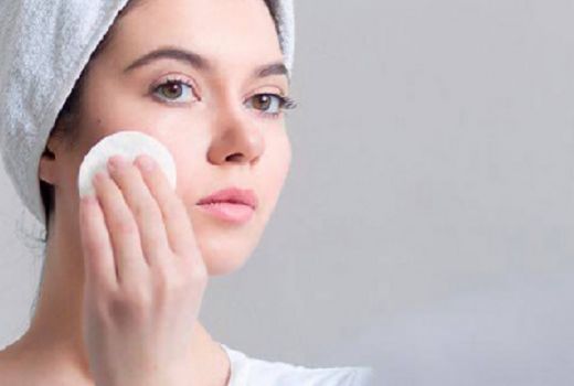 Rahasia Make Up Tahan Lama untuk Kulit Berminyak, Ini Caranya... - GenPI.co