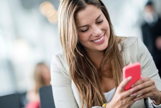 3 Zodiak yang Bawel Di Chat, Tetapi Aslinya Pendiam - GenPI.co