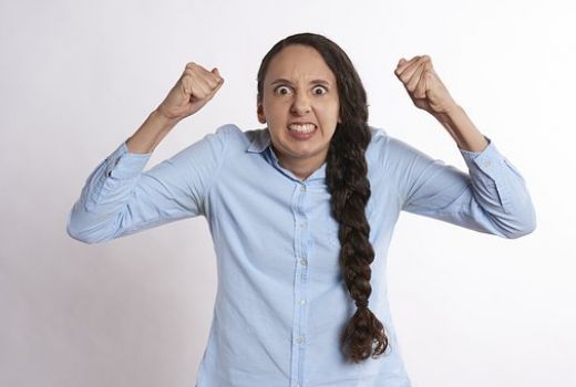 3 Zodiak Terkenal Pendendam, Taurus Paling Sadis! - GenPI.co