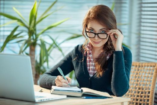 Takdir Jadi Pemimpin, 4 Zodiak Ini Cool saat Menghadapi Masalah - GenPI.co