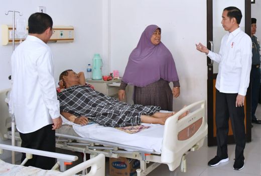 Tak Ada di Agenda, Presiden Jokowi Mendadak Datangi RSUD Subang - GenPI.co