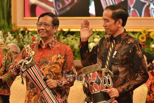 Mahfud MD Jadi Tameng Jokowi, Pembela SBY Ini Tak Berkutik - GenPI.co