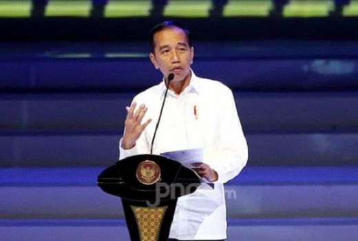 Belum 100 Hari, Pak Jokowi Mempercepat Reshuffle Kabinet Jika… - GenPI.co