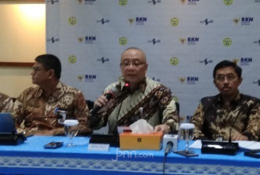 Pemerintah Tak Mengurus Honorer Non-Kategori, Ini Kata Kepala BKN - GenPI.co