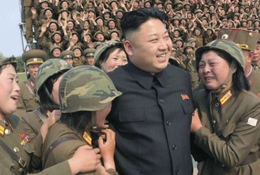 Kim Jong Un Asyik Dikelilingi Selir, Rakyatnya Makan Mayat... - GenPI.co