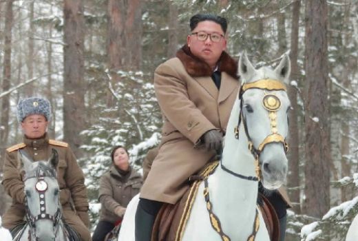 Dikira Sudah Dibunuh, Bibi Kim Jong Un Muncul di Depan Publik - GenPI.co