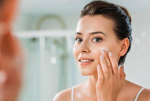 Aman untuk Kulit, Ini 3 Olahan Sunscreen Alami Tanpa Bahan Kimia - GenPI.co