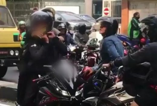 Cerita Viral Pengendara Lawan Arus Ngamuk, Bisa Kena Pasal loh - GenPI.co