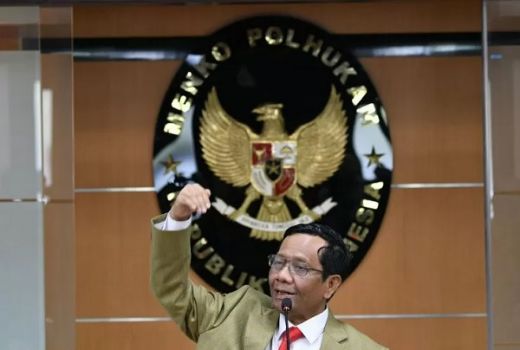 OTT KPK Tanpa Izin Dewan Pengawas, Ini Kata Mahfud MD... - GenPI.co